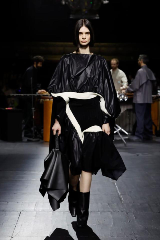 Issey Miyake FW23 Proves It's Chic to Be Square