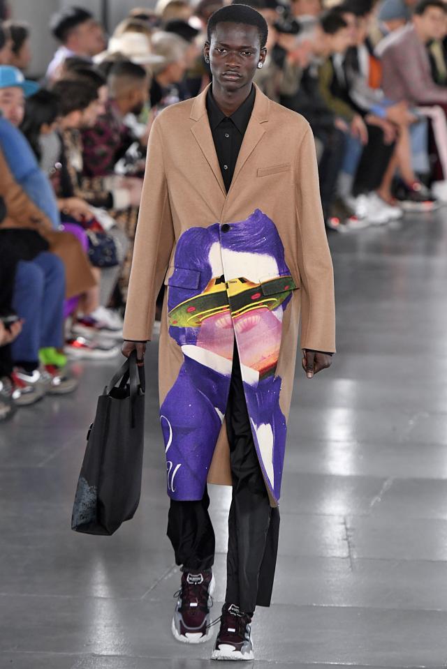 Valentino Fall/Winter 2019 Runway Bag Collection - Spotted Fashion