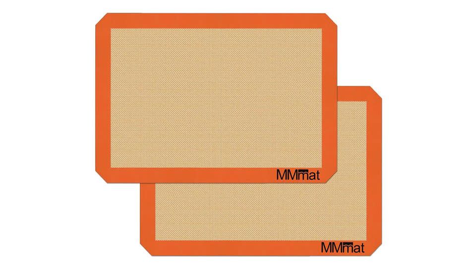 MMmat Silicone Baking Mat - Amazon