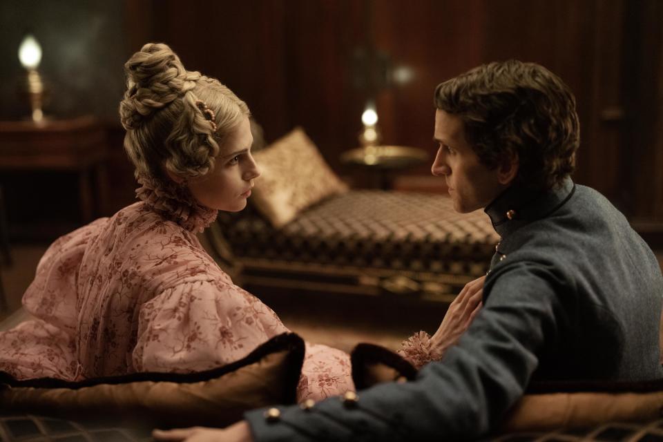 (L to R) Lucy Boynton as Lea Marquis and Harry Melling as Edgar Allen Poe in The Pale Blue Eye.  (Scott Garfield/Netflix)