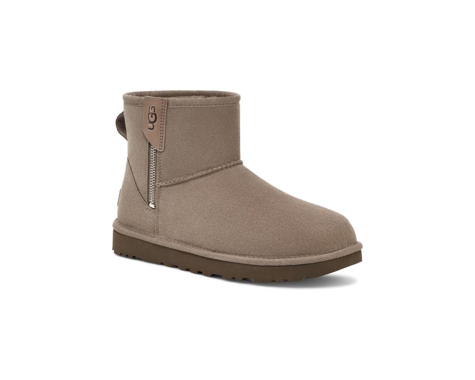 UGGs Sale Zappos 2024: Get Over 500 Boots, Coats, Socks Up to 60% Off