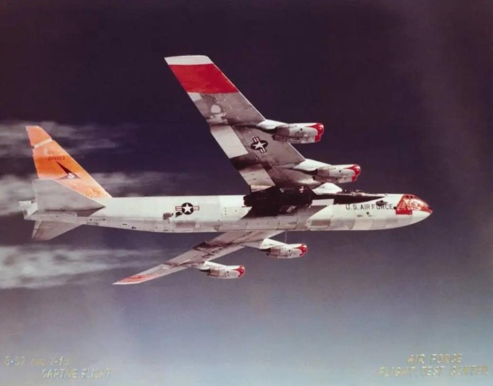 High-altitude contrails frame the B-52 mothership as it carries the X-15 aloft for a research flight on 13 April 1960 on Air Force Maj. Robert M. White’s first X-15 flight. (NASA)