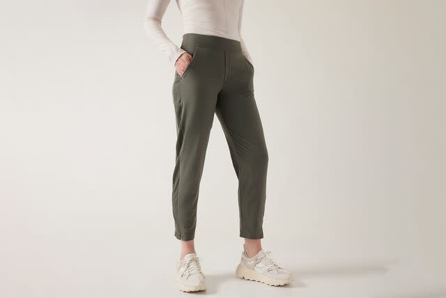 <p>Athleta</p>