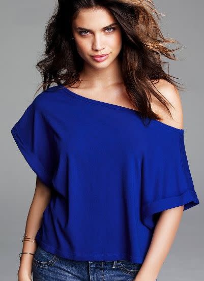 <a href="http://www.victoriassecret.com/clearance/tops-and-tees/off-the-shoulder-tee-dream-tees?ProductID=67996&CatalogueType=CLR&cm_mmc=CJ-_-1909792-_-10561721-_-Victorias%20Secret%20Redirect%20Link" target="_blank">Victoriassecret.com</a>