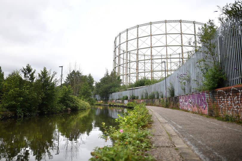 The device was pulled out of the Ashton Canal