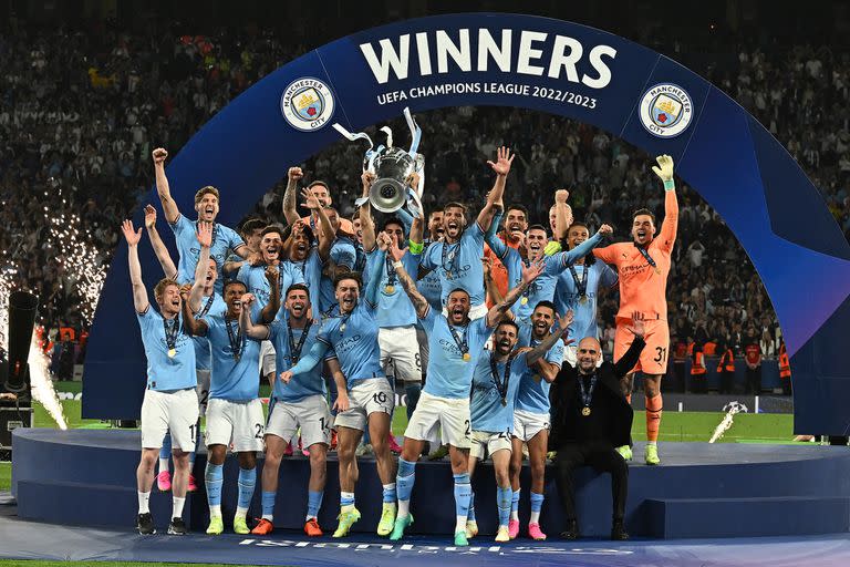 El Manchester City se consagró campeón de la Champions League tras vencer al Inter en la final (Photo by Paul ELLIS / AFP)