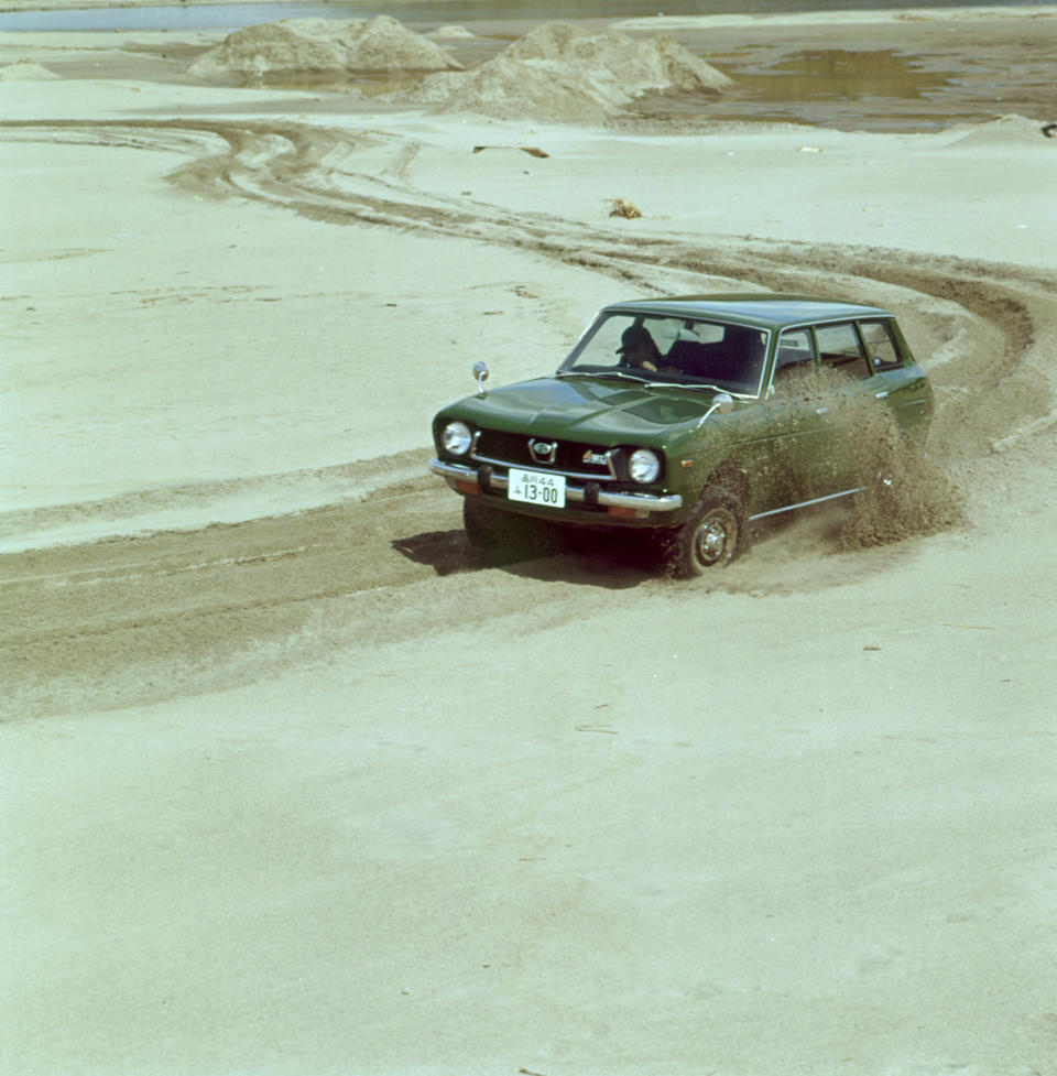 Leone 4WD Estate Van.jpg