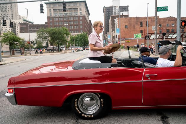 Kaptur rides down Jackson Street during the Toledo's Labor Day parade. (Photo: SARAH RICE for HuffPost)