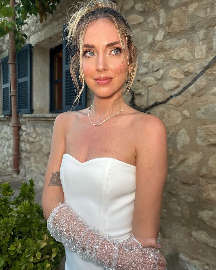 Chiara Ferragni se viste de novia en una despedida de soltera en Mallorca