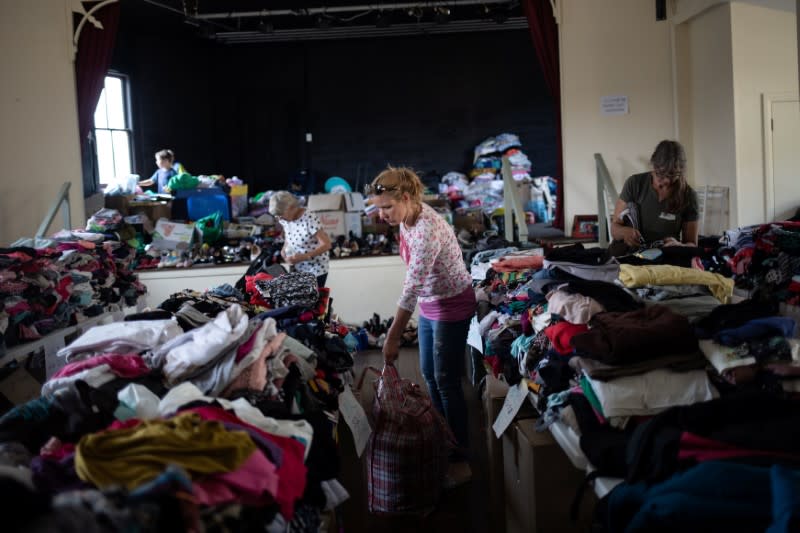 The Wider Image: From Australian bushfire ashes, a community rises in solidarity