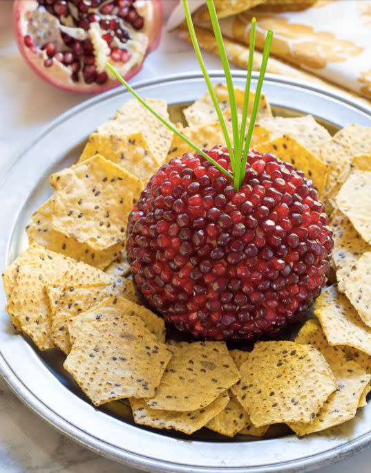 <strong>Get the <a href="http://www.aspicyperspective.com/pomegranate-crusted-cheese-ball-recipe/">Pomegranate Crusted Cheese Ball recipe</a>&nbsp;from A Spicy Perspective</strong>