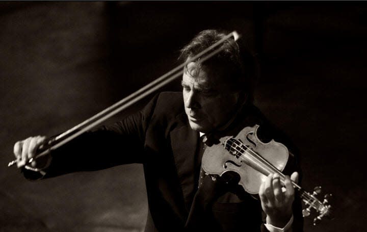 Robert McDuffie will perform Johannes Brahms' Violin Concerto in D Major at Mechanics Hall.