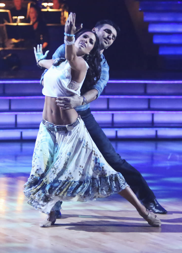 Melissa Rycroft and Tony Dovolani (10/29/12)