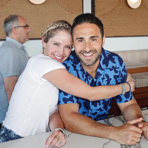 <p>Sarah Haines Instagram</p> Sarah Haines hugging her husband, Max Shifrin