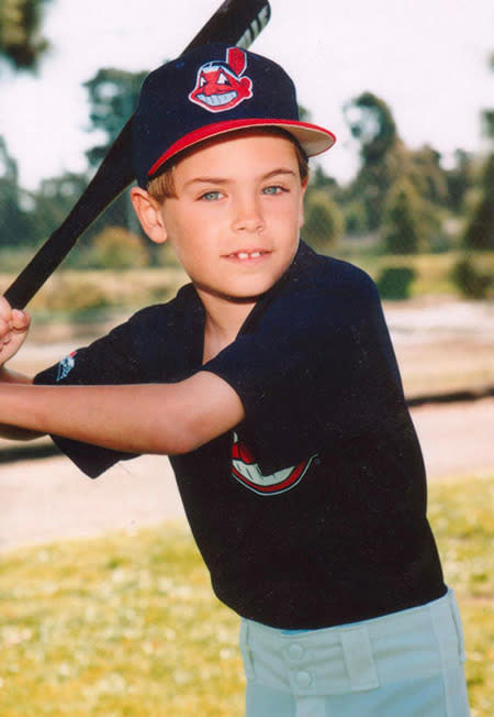 <p>"Here you go! - #TeamZE #tbt RT @kirstensettle7: Why have I not seen a pic of @ZacEfron in a baseball uniform?"</p>