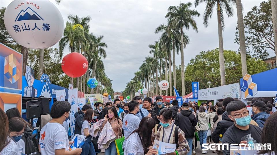 2023年台大校園徵才博覽會。（圖／記者戴玉翔攝影）