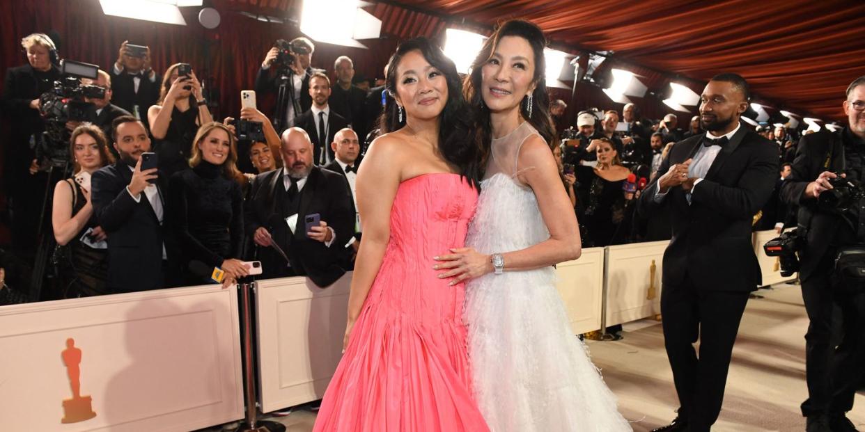 stephanie hsu and michelle yeoh, oscars