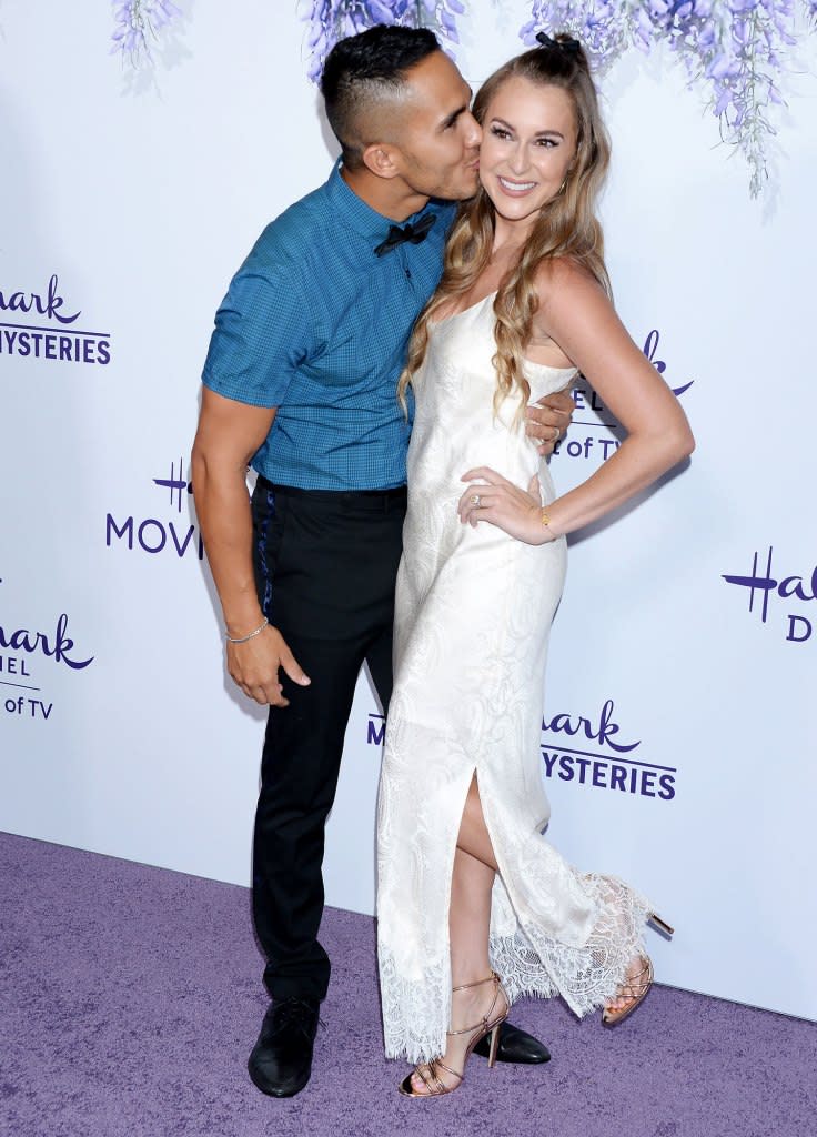 Alexa PenaVega Gives Birth, Welcomes 3rd Baby With Carlos PenaVega