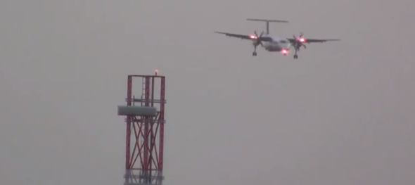 Scary moment plane lands in high winds at Leeds Bradford Airport (video)