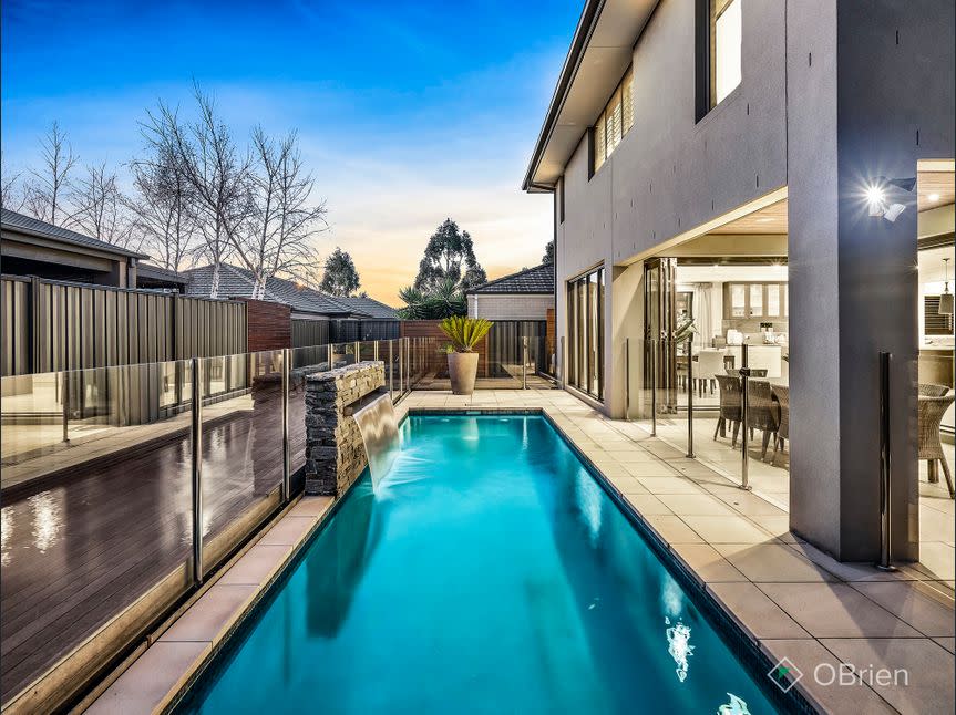 Swimming pool of 6 Forest Drive, Clyde North.