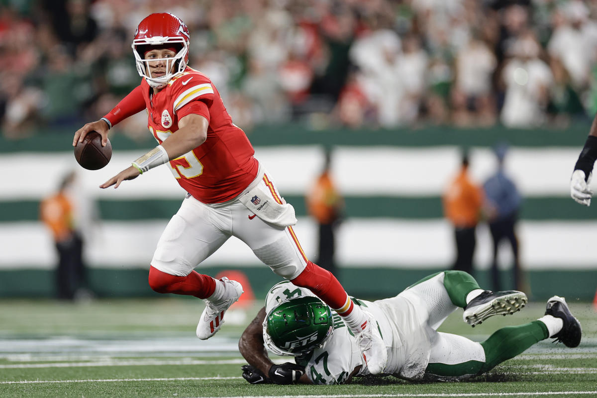 Patrick Mahomes' Late Slide Costs Chiefs Bettors Millions Against