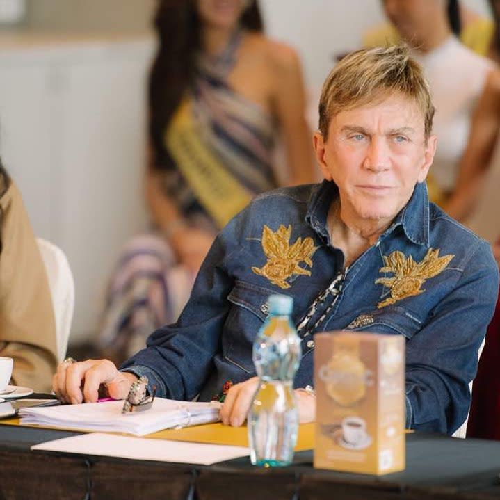 Osmel Sousa, exdirector de Miss Venezuela, ha manifestado su apoyo a las reinas trans que quieran ir a Miss Universo. <a href="https://www.instagram.com/zardelabelleza/?hl=en" rel="nofollow noopener" target="_blank" data-ylk="slk:Foto: Osmel Sousa/Instagram;elm:context_link;itc:0;sec:content-canvas" class="link ">Foto: Osmel Sousa/Instagram</a>