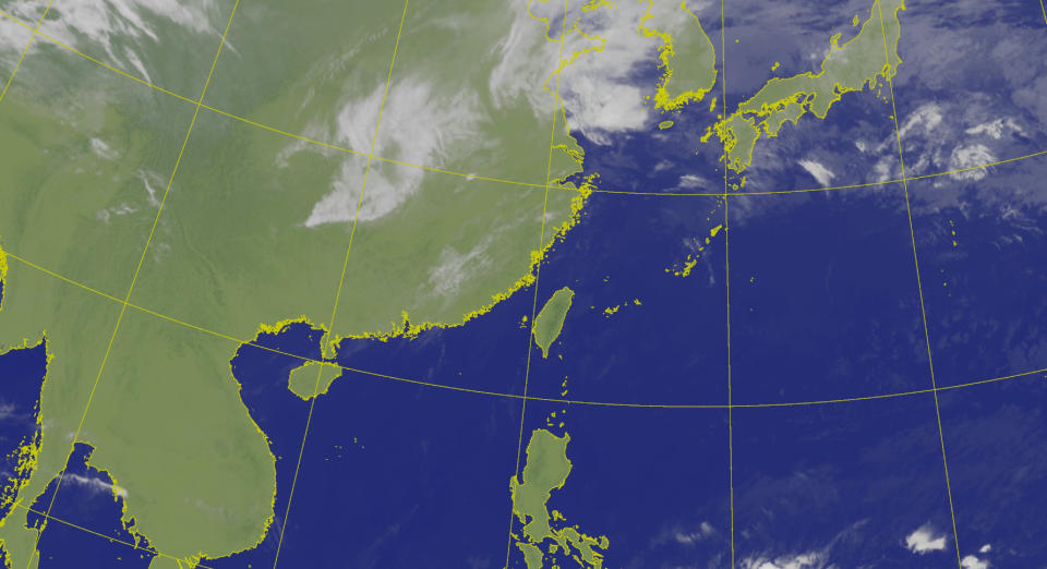 今（25日）天氣暖熱，中午前後在外活動要注意防曬防中暑。（圖取自中央氣象署網站）