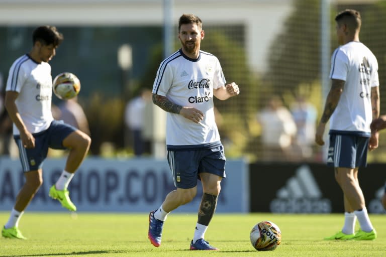 Argentina's Lionel Messi controls the ball during a training session in Ezeiza, Buenos Aires, on March 25, 2017, ahead of their Russia 2018 World Cup qualifier against Bolivia