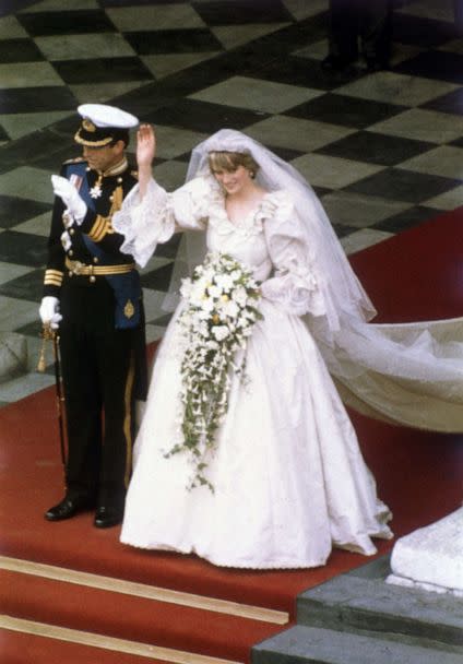 PHOTO: Charles, Prince of Wales, with his wife, Princess Diana on the altar of St. Paul's Cathedral during their marriage ceremony on July 29, 1981. (Hulton Archive/Getty Images, FILE)