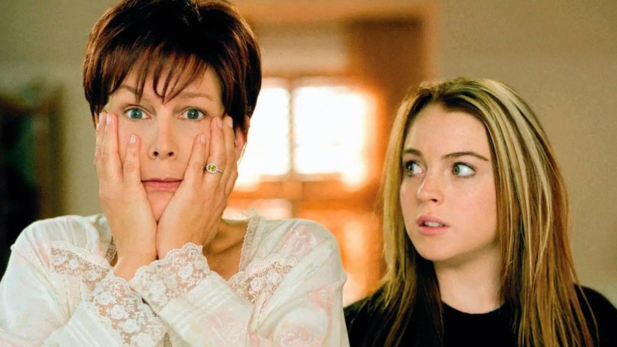  Lindsey Lohan and Jaime Lee Curtis in Freaky Friday. 