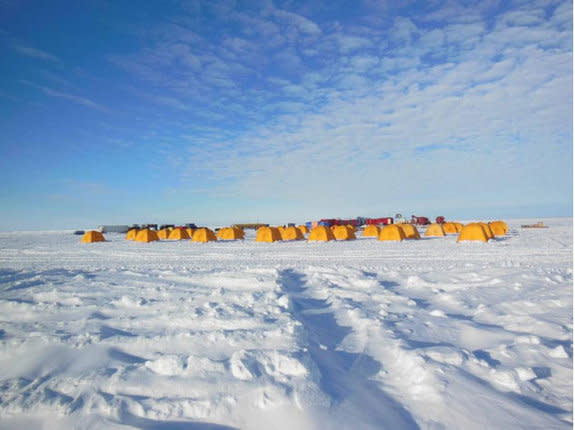 Lake Whillans lies beneath a 66-foot (20-meter) wide ice stream that moves about a meter per day, as opposed to something like a meter per year for the surrounding icecap. Little is known about the possible relation between ice streams on the s