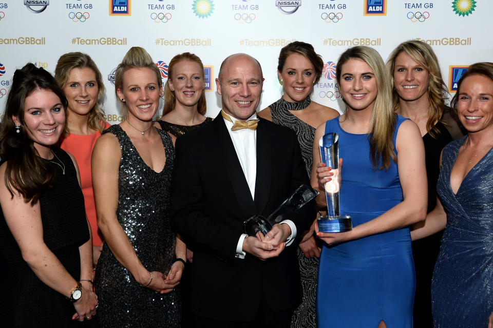 Kerry with the Team GB Women's Hockey team after winning the coach award in November 2016. (Photo by Jeff Spicer/Getty Images) 