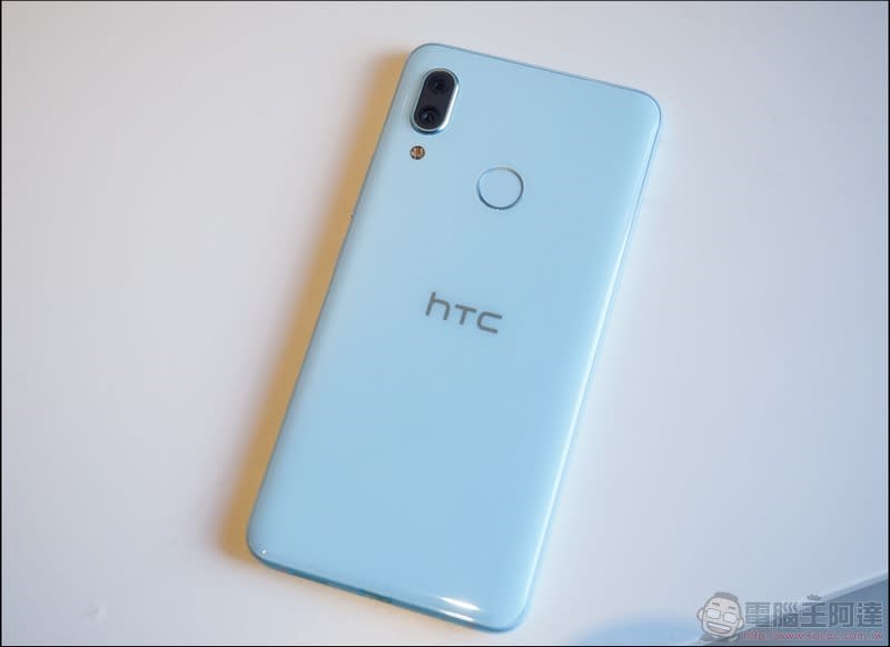 HTC U19e時尚雙色美型美拍 自動Ai懶人拍照沒煩惱