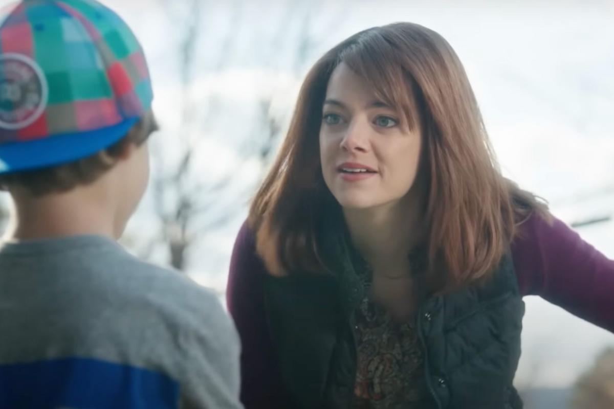 Watch Emma Stone's 5 best “SNL” sketches, from 'Wells for Boys' to 'I Broke  My Arm'
