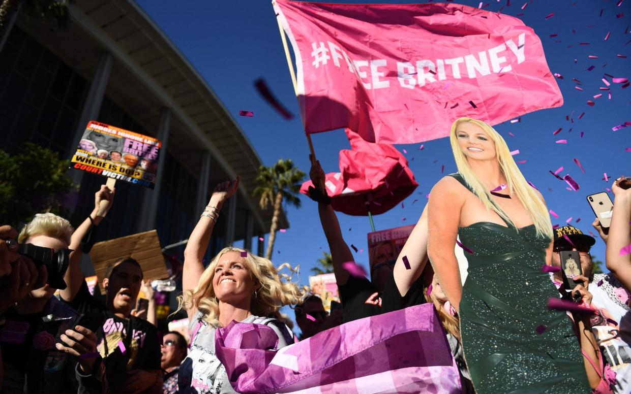 Crowds of Britney's support celebrate the end of her conservatorship - PATRICK T. FALLON