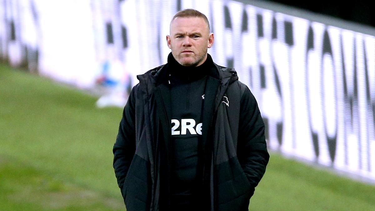 Wayne Rooney believes Manchester United need to give club's next manager  time