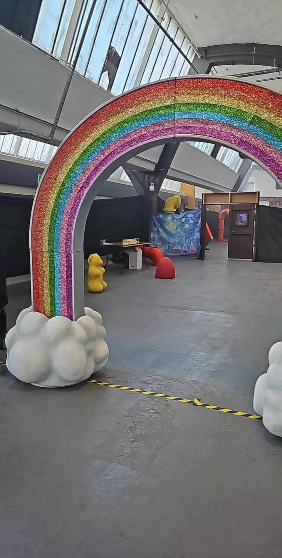 A rainbow in the world of pure imagination (Stuart Sinclair/Facebook)