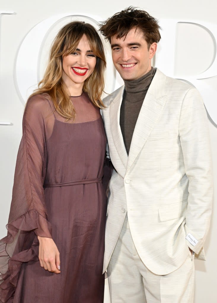 Robert Pattinson is Engaged to Suki Waterhouse After 5 Years of Dating: Details