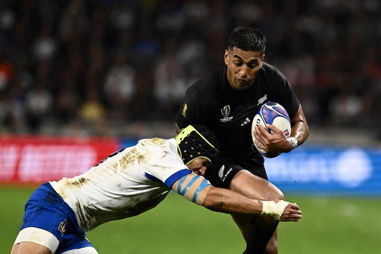 Los All Blacks vapulearon a Italia, por el grupo A, y le propiciaron un contundente 96-17 en la cuarta fecha