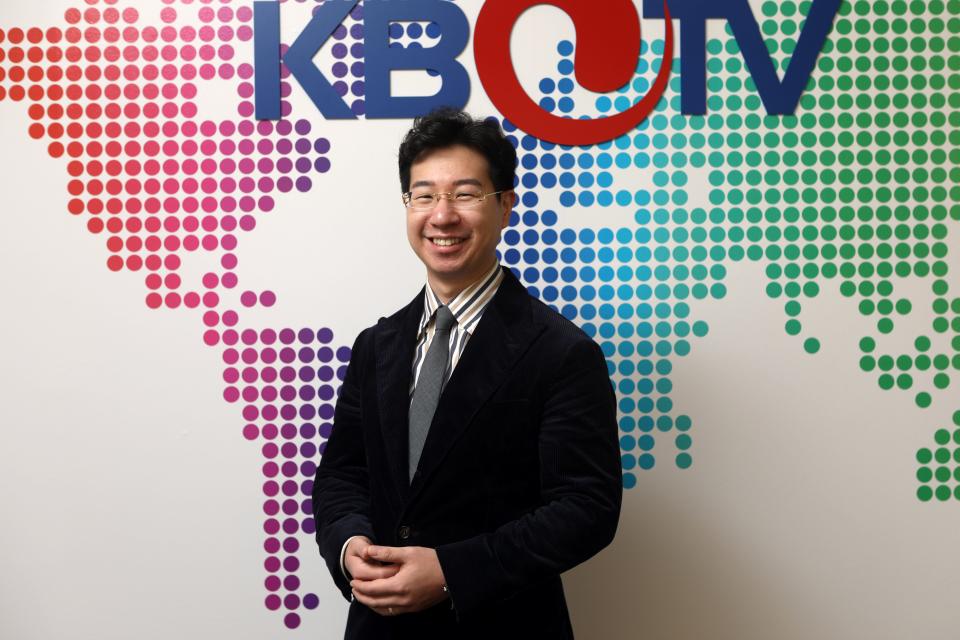 Chang Heon Lee is the youngest president in the 60 year history of the New Jersey Korean American Association, and the first second-generation Korean American to hold the post.