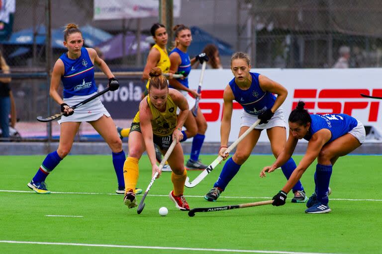 El partido del Metro femenino de hockey entre Lomas Athletic y Club Italiano