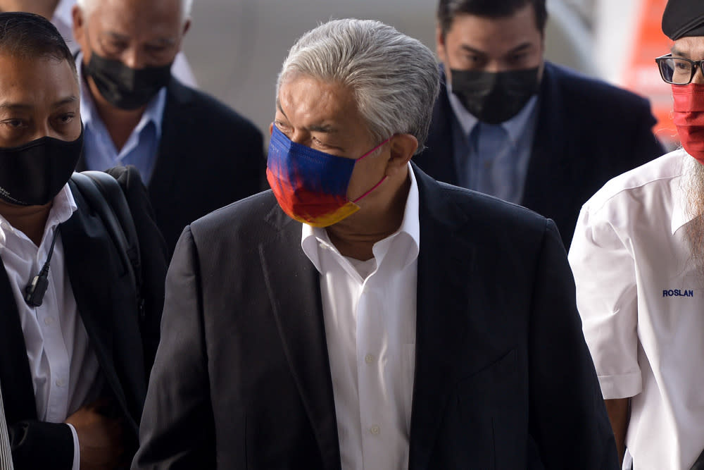 Datuk Seri Ahmad Zahid Hamidi arriving at the Kuala Lumpur High Court, October 5, 2021. — Picture by Miera Zulyana