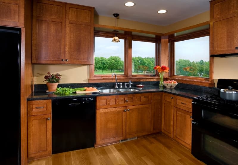 Arts and Crafts style kitchen