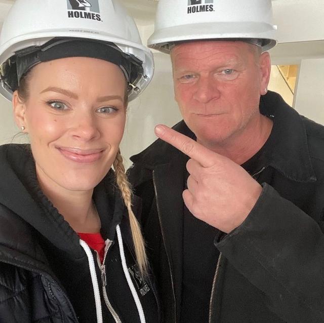 mike holmes girlfriend