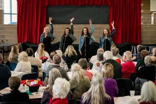 The Caliente Community Chorus presents its annual Broadway for Brunch fundraiser at 9 and 10:30 a.m. Saturday, Feb. 17 at Piedra Vista High School.