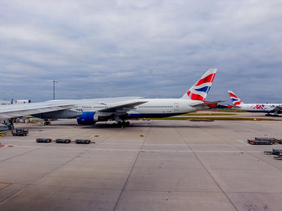 British Airways Flight from London to New York Boeing 777-200 — Qatar Trip 2021