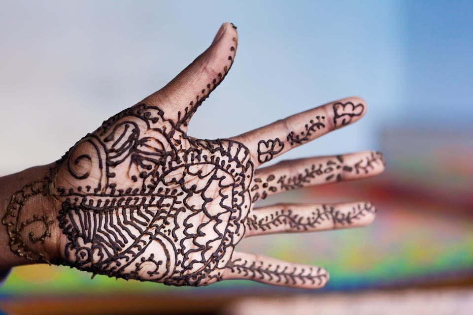 Traditional henna tattoos are safe and temporary, unlike black henna tattoos, which can be extremely harmful. Source: Getty Images.