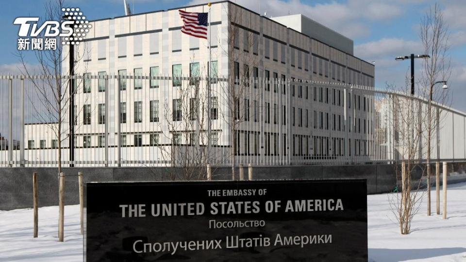 美國日前宣布撤離位在烏克蘭的公民與外交官家屬。（圖／達志影像路透社）