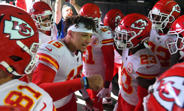 Week 10 Booms and Busts: Chiefs get the stats, Titans get the win