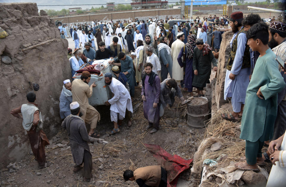 35 people die in a storm that brought heavy rainfall to eastern ...